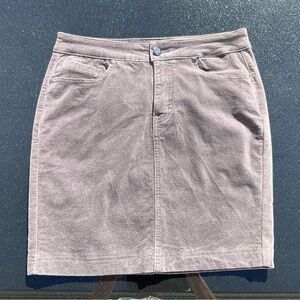 Contemporaine par Simons - Gray Mini Skirt - Size 6